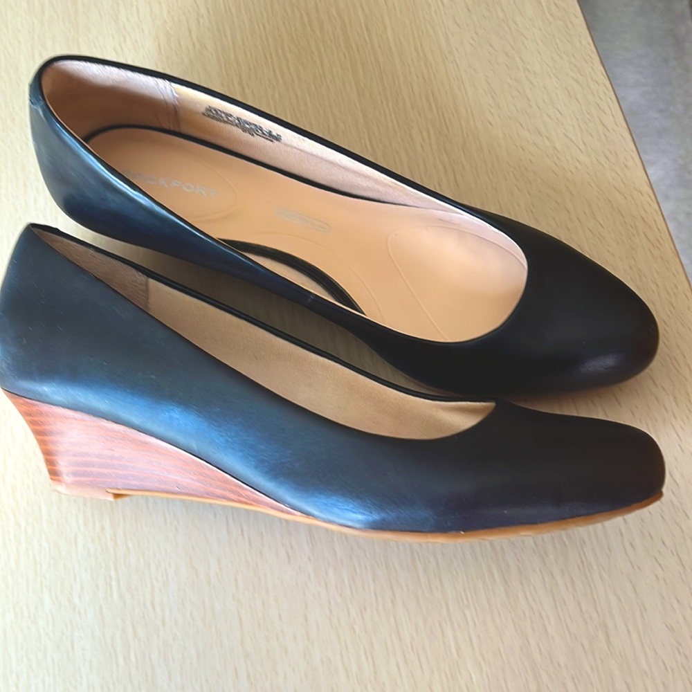 Women’s wedge shoes by Rockport, size 6.5, black. Worn just 2 times, like new